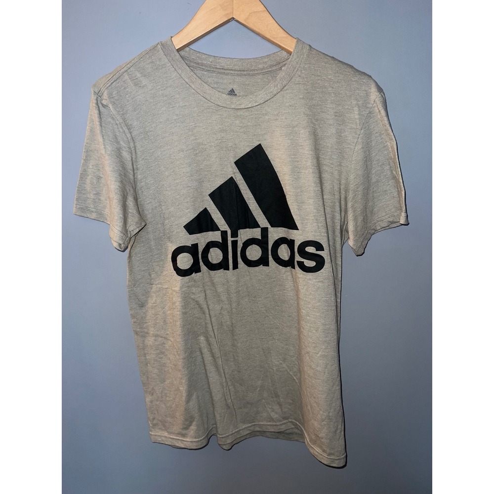 Adidas Mens The Go-To Performance Tee Heather Gray Graphic Logo Shirt Small